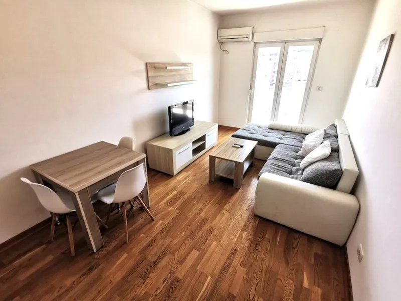 Rent, one bedroom apartment, 48m², City Kvart, Podgorica