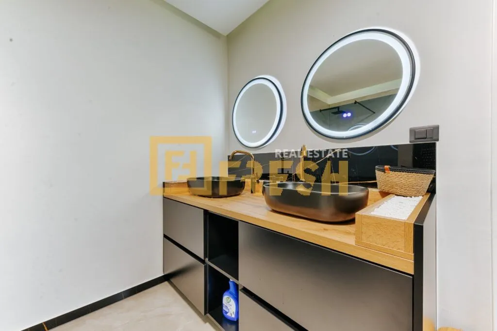 Sale, house, 280m², Bar, Crna Gora