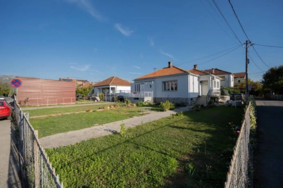 Sale, house, 140m², Masline, Podgorica
