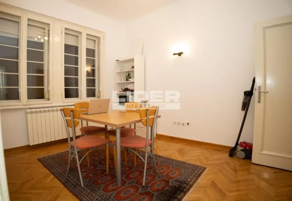 Rent, three bedroom apartment, 60m², Stari Grad, Beograd