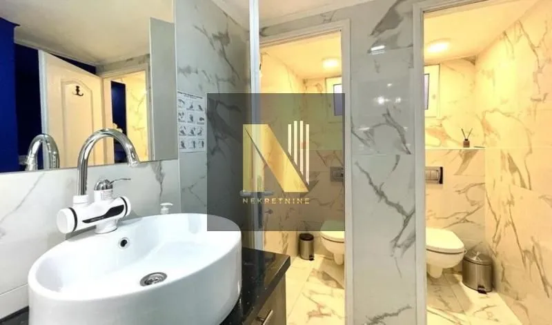 Sale, office space, 205m², Sremski Karlovci, Novi Sad