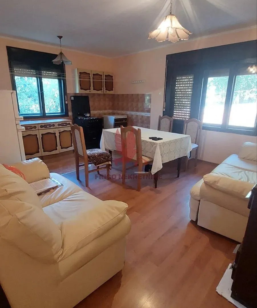 Sale, house, 150m², Mladenovac, Beograd
