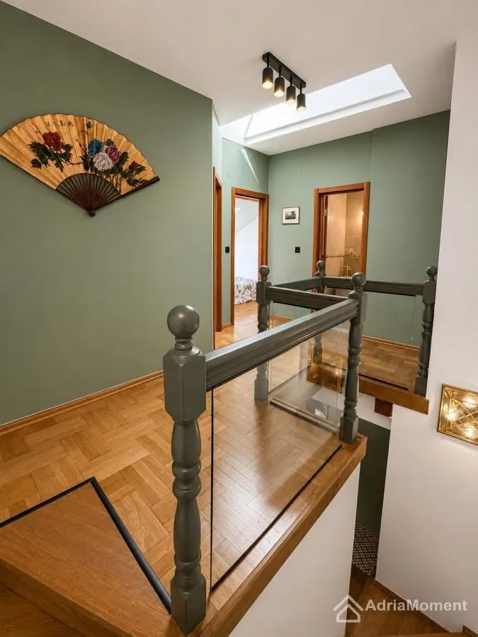 Prodaja, trosoban stan, 96m², Rozino, Budva