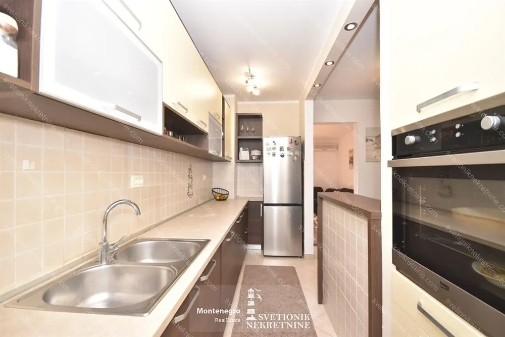 Prodaja, dvosoban stan, 79m², Topla, Herceg Novi
