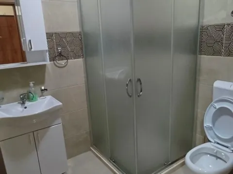 Izdavanje, jednosoban stan, 46m², Ulcinj, Crna Gora - image 7