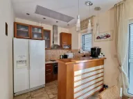 Izdavanje, kuća, 240m², Sveti Stefan, Budva - image 43