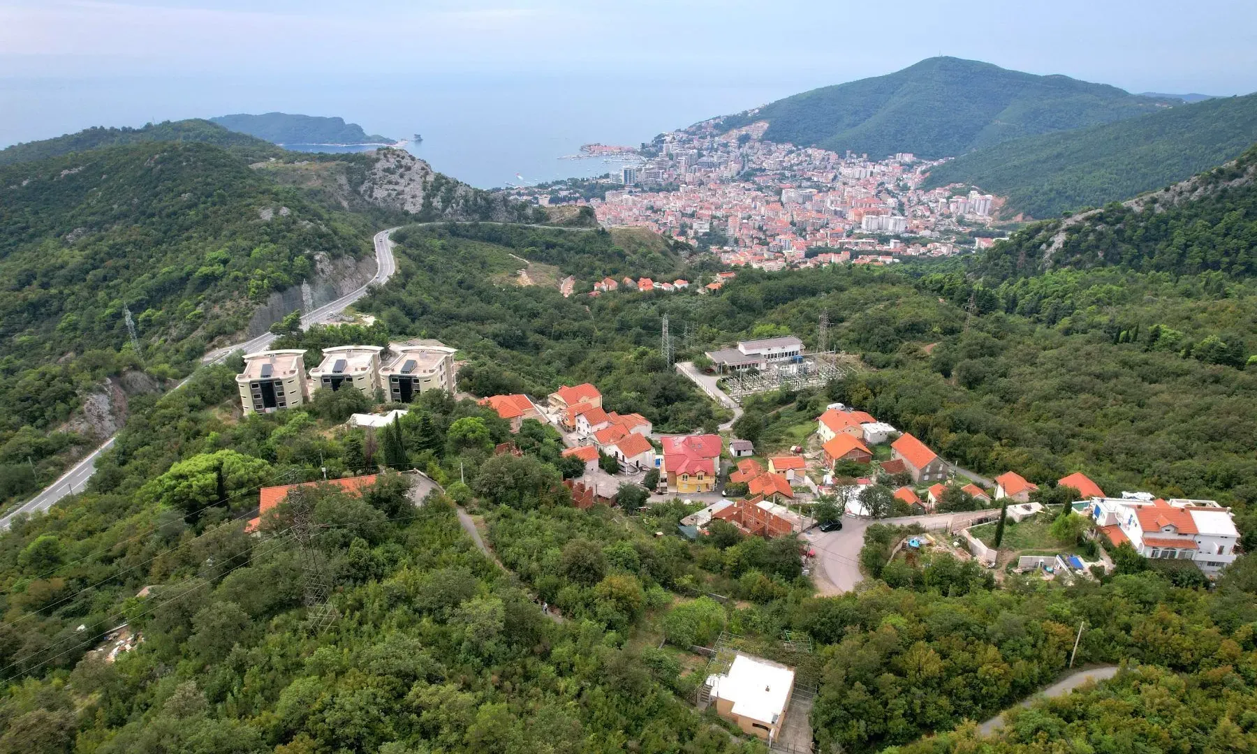 Prodaja, plac, 2000m², Markovići, Budva