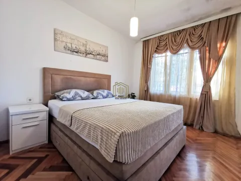 Izdavanje, kuća, 90m², Pobrežje, Podgorica - image 6