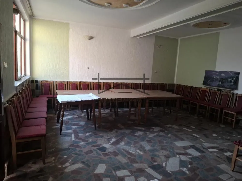 Prodaja, kuća, 300m², Temerin, Novi Sad