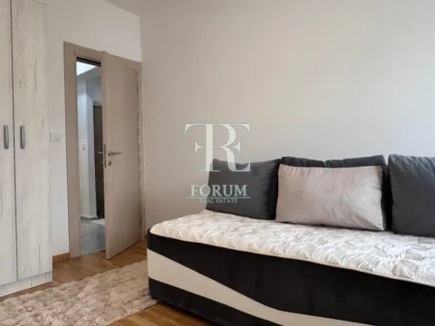 Izdavanje, dvosoban stan, 75m², Stara Varoš, Podgorica - image 10