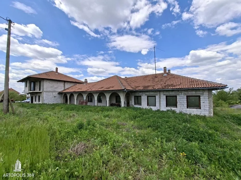 Prodaja, poslovni prostor, 600m², Centar, Leskovac