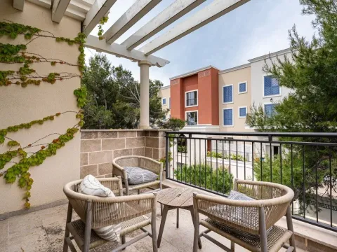 Prodaja, jednosoban stan, 56m², Luštica Bay, Tivat - image 12