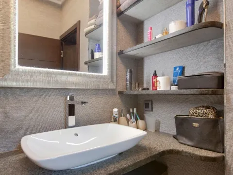 Prodaja, dvosoban stan, 100m², Dobrota, Kotor - image 6