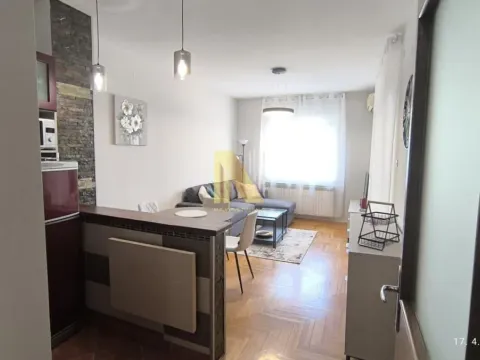 Izdavanje, dvosoban stan, 43m², Grbavica, Novi Sad Sve Podlokacije - image 9