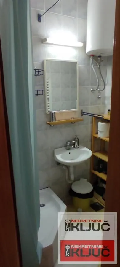 Prodaja, jednosoban stan, 26m², Centar, Novi Sad