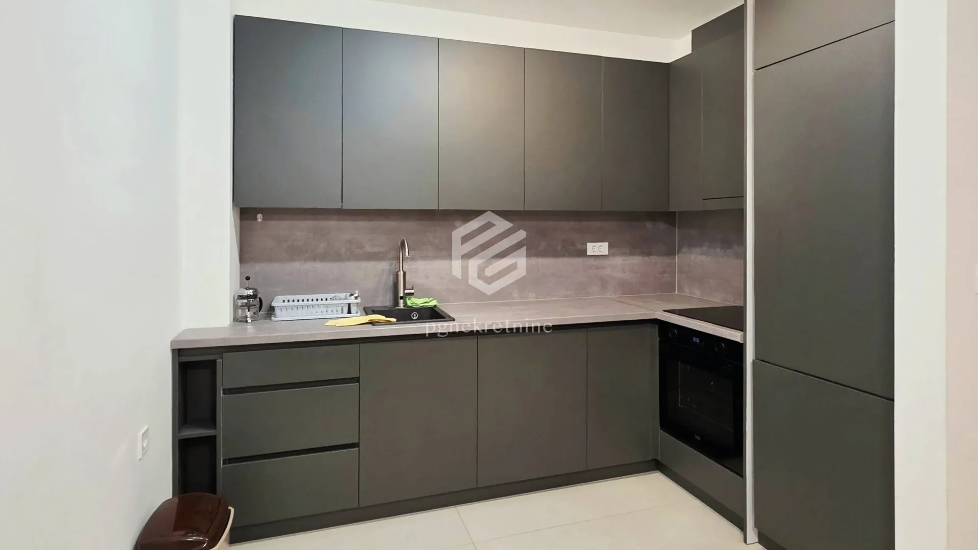 Rent, two bedroom apartment, 69m², City Kvart, Podgorica