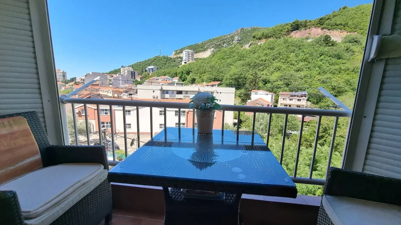 Prodaja, dvosoban stan, 58m², Bečići, Budva