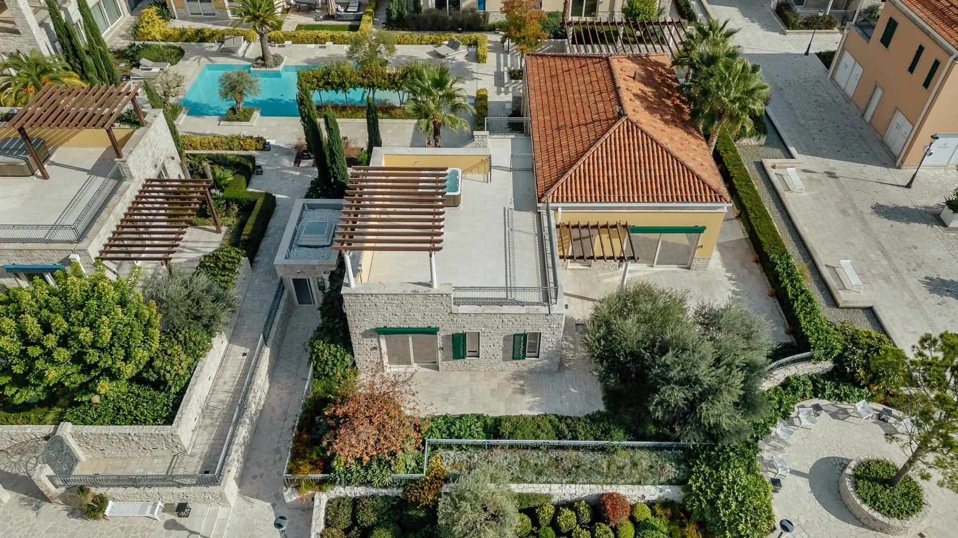 Prodaja, kuća, 287m², Portonovi, Herceg Novi