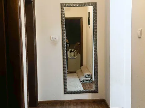 Izdavanje, dvosoban stan, 75m², Konik, Podgorica - image 9