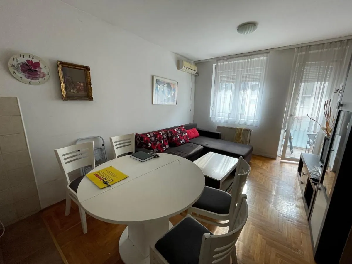 Prodaja, trosoban stan, 81m², Petrovaradin, Novi Sad