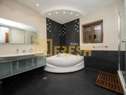 Rent, house, 380m², Mareza, Podgorica - image 53