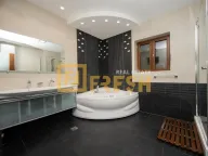 Izdavanje, kuća, 380m², Mareza, Podgorica - image 53