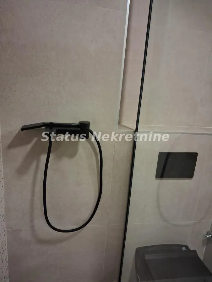 Prodaja, dvosoban stan, 64m², Cara Dušana, Novi Sad Sve Podlokacije