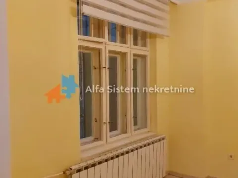 Izdavanje, trosoban stan, 70m², Stari Grad, Beograd - image 15