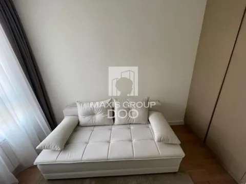 Izdavanje, trosoban stan, 72m², Savski Venac, Beograd - image 11