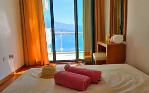 Izdavanje, dvosoban stan, 60m², Njivice, Herceg Novi - image 11
