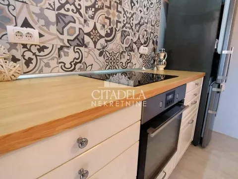 Prodaja, dvosoban stan, 79m², Vračar Centar, Vračar Sve Podlokacije - image 7