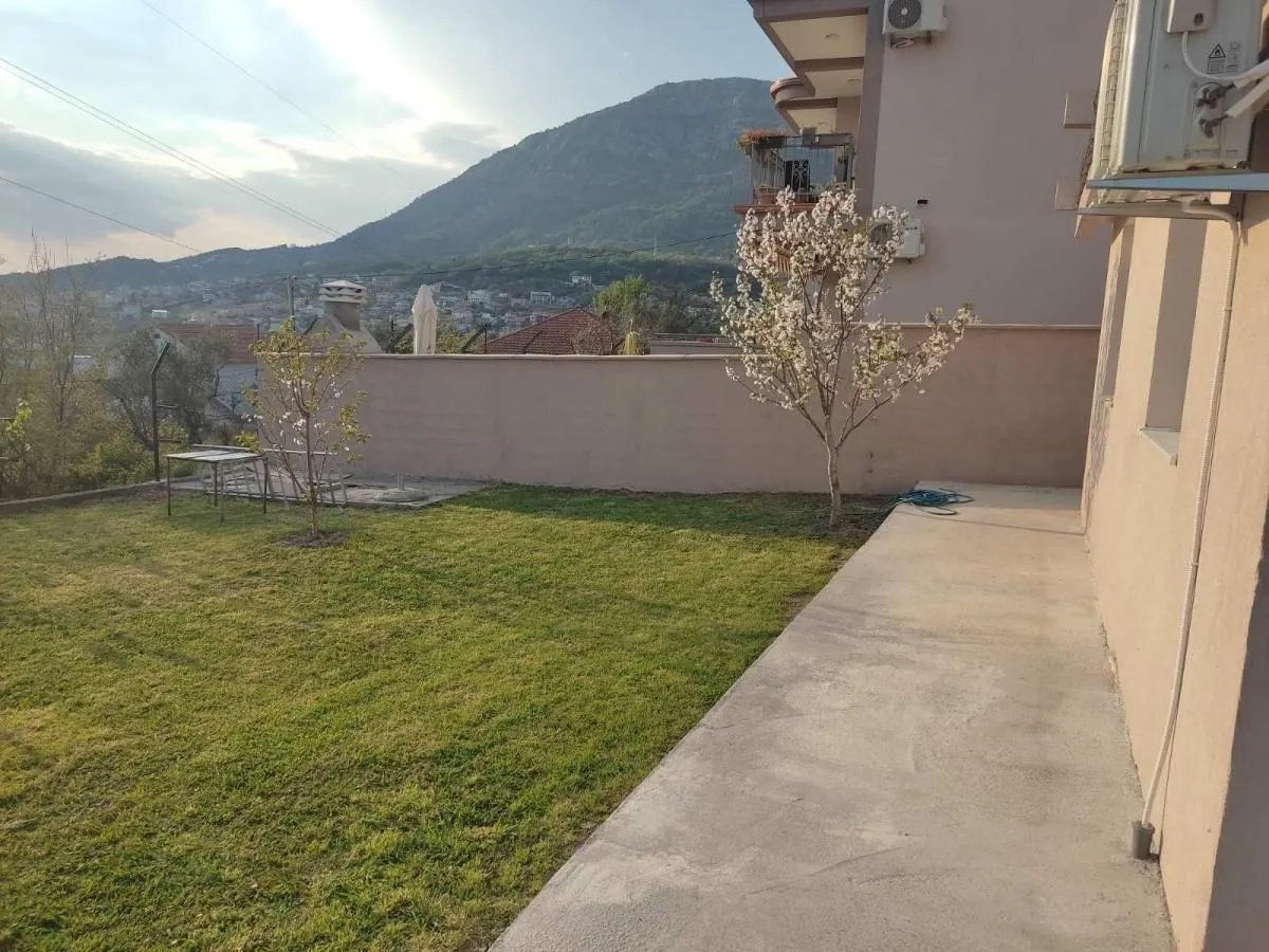 Sale, house, 350m², Bjeliši, Bar