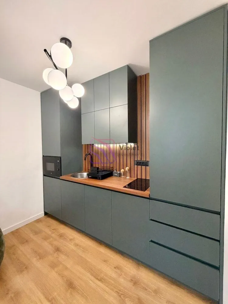 Izdavanje, ugostiteljski objekat, 440m², Adok, Budva