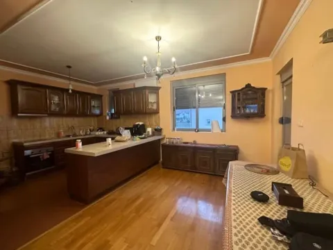 Izdavanje, kuća, 400m², Donja Gorica, Podgorica - image 9