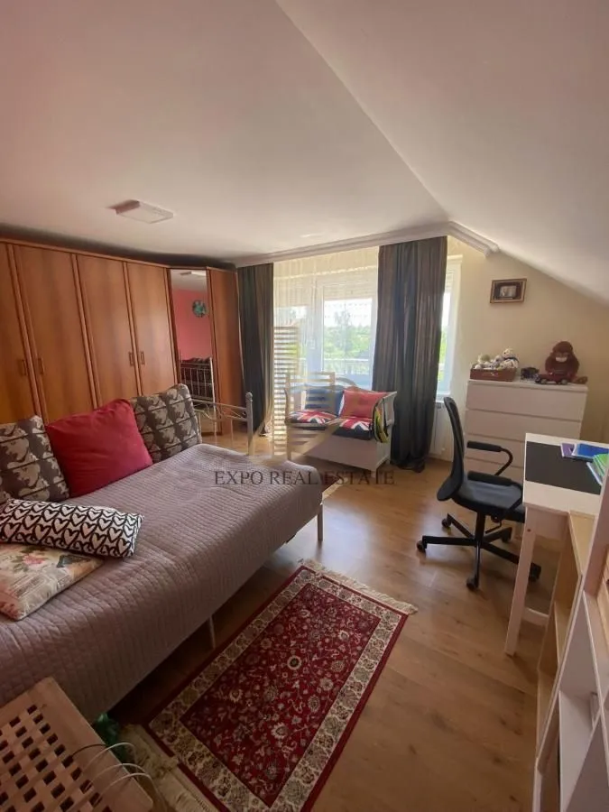 Sale, house, 355m², Djurinci, Sopot