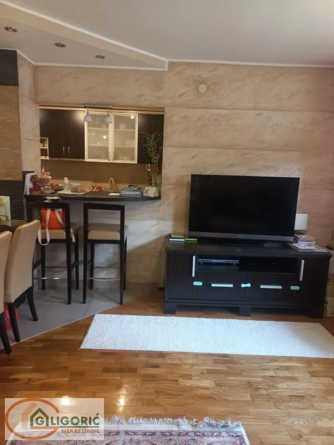 Prodaja, trosoban stan, 75m², Botanička Bašta, Palilula Sve Podlokacije