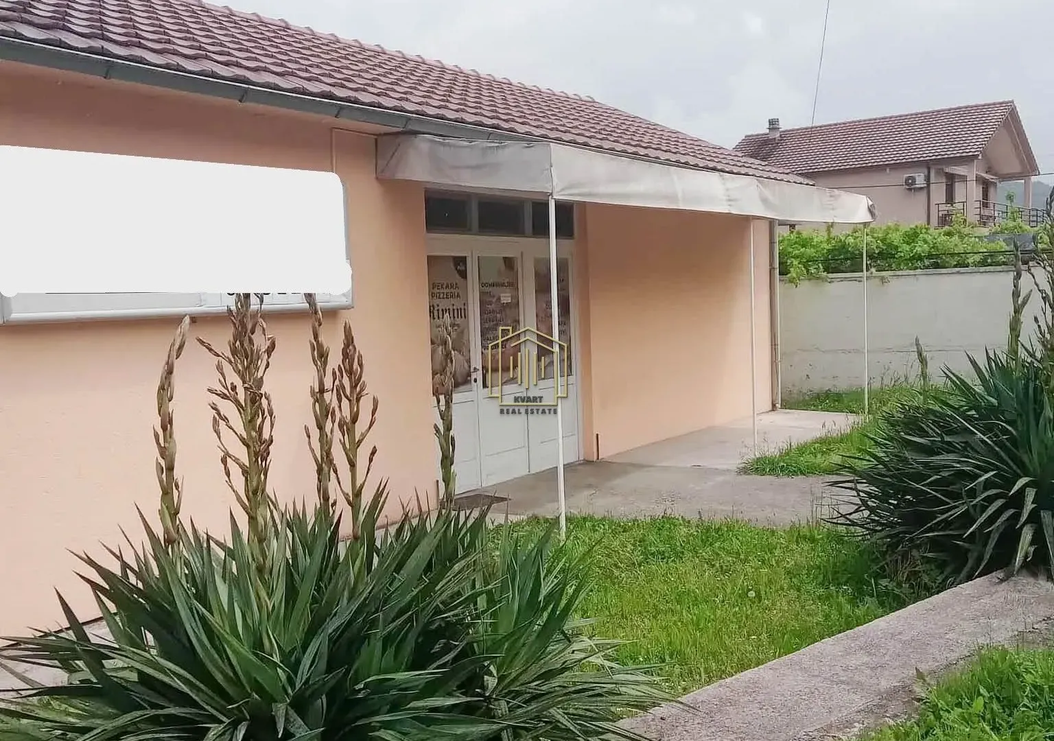 Izdavanje, poslovni prostor, 65m², Velje Brdo, Podgorica