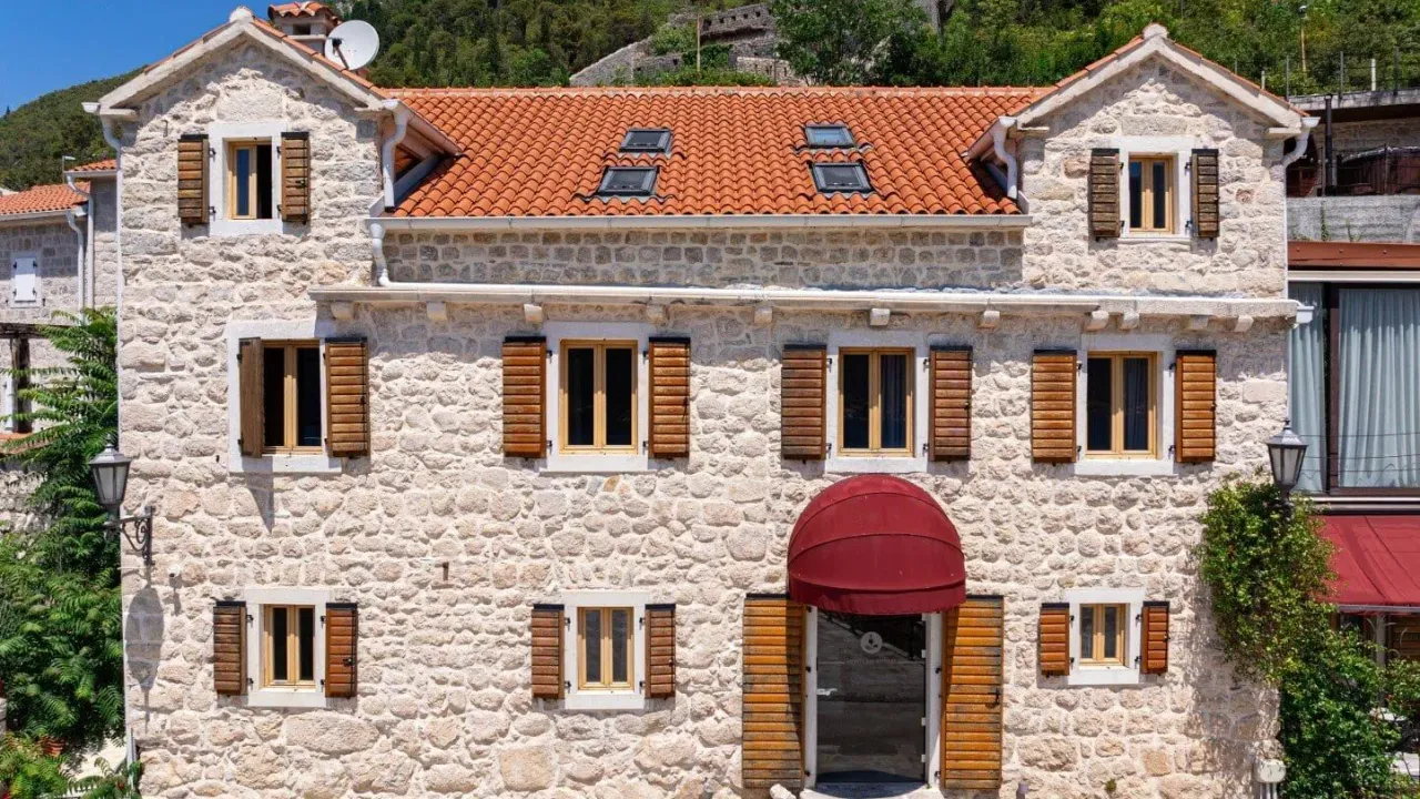 Sale, house, 258m², Perast, Kotor