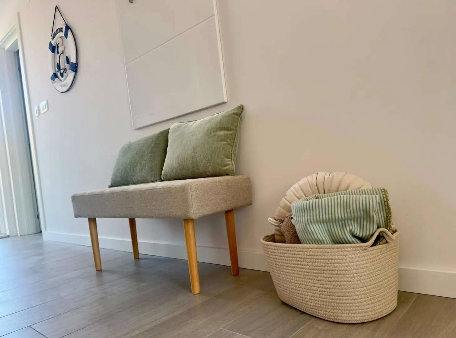 Izdavanje, jednosoban stan, 50m², Seljanovo, Tivat