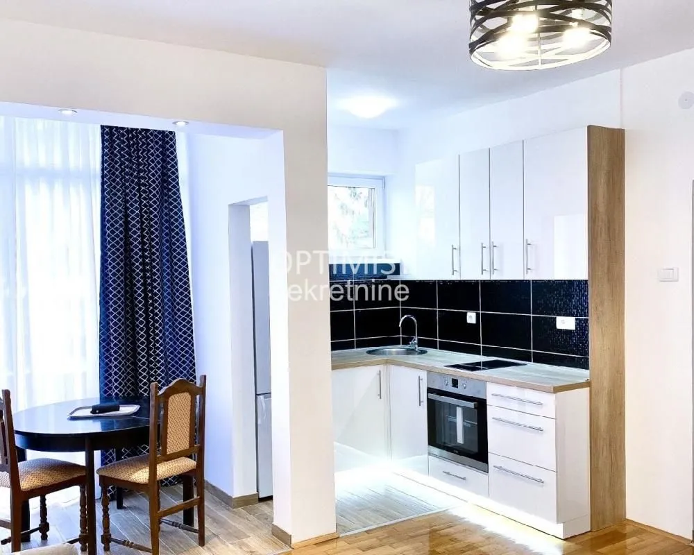 Rent, two bedroom apartment, 46m², Savski Venac, Beograd