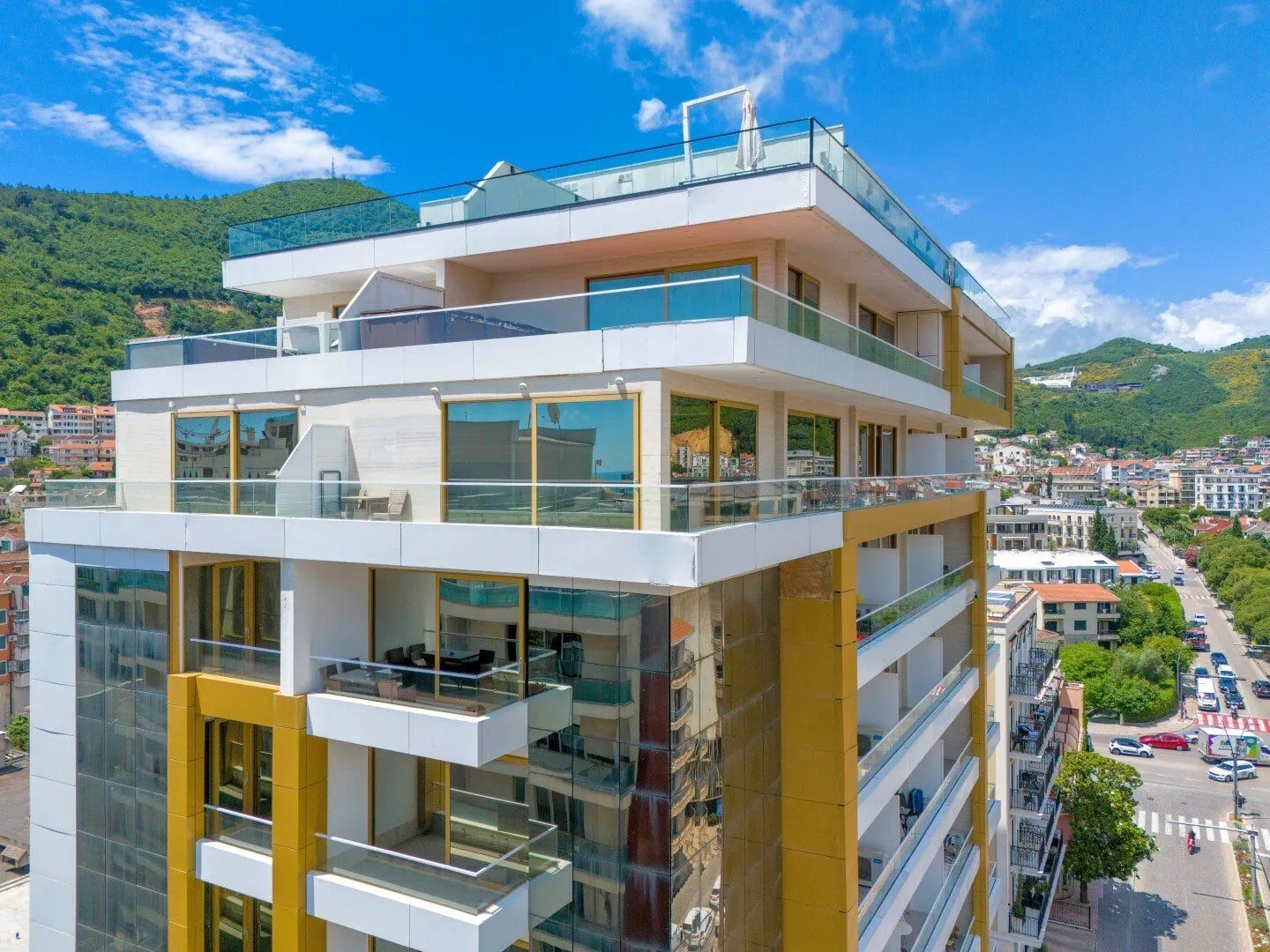 Prodaja, dvosoban stan, 94m², Budva, Crna Gora