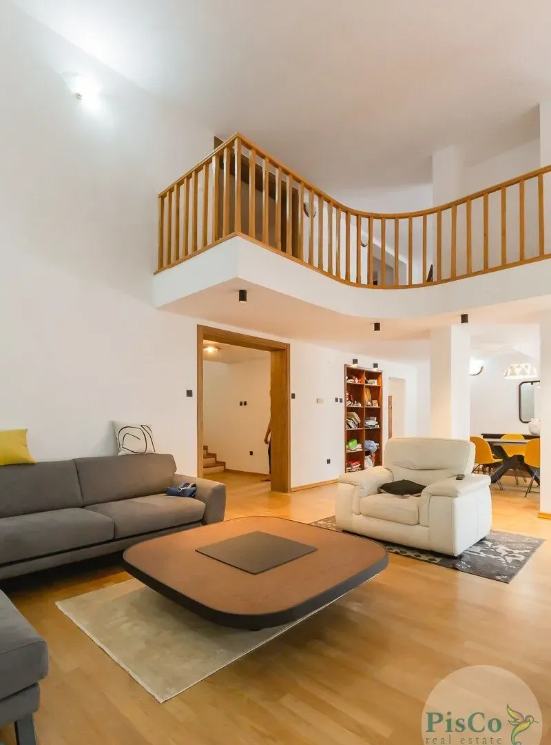 Rent, four bedroom apartment, 300m², Gorica C, Podgorica
