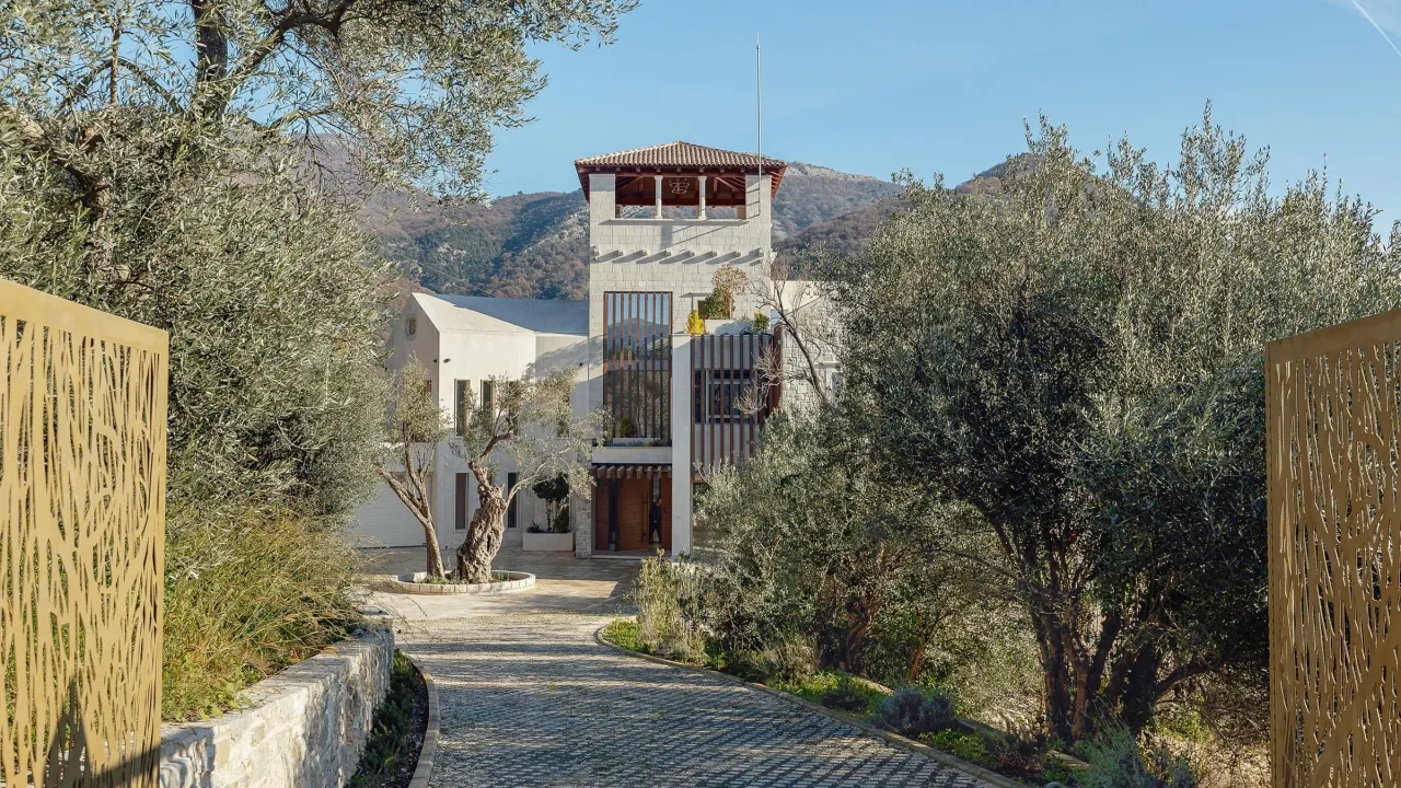 Prodaja, kuća, 1400m², Tivat, Crna Gora