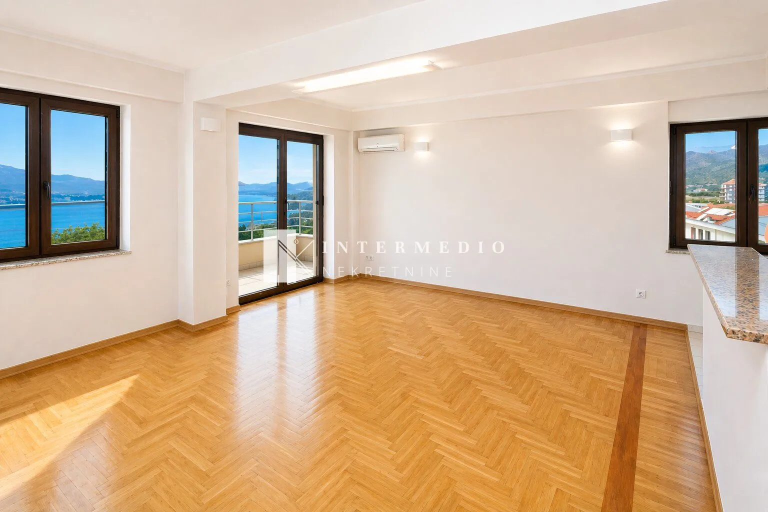 Prodaja, jednosoban stan, 60m², Igalo, Herceg Novi