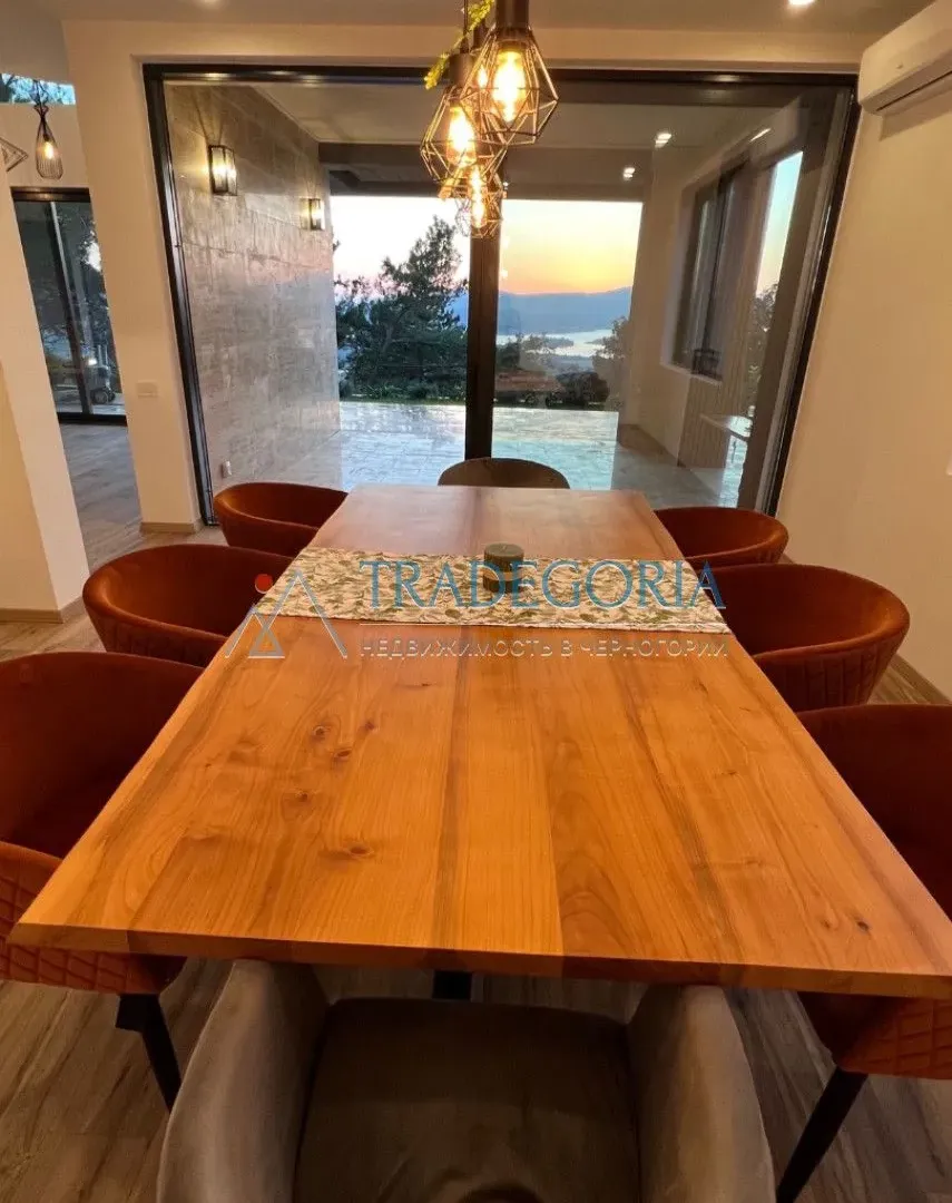 Prodaja, kuća, 480m², Tivat, Crna Gora