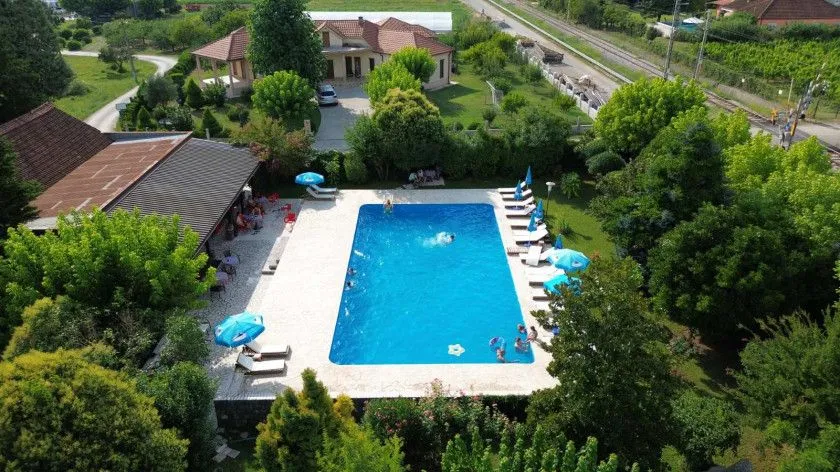 Sale, hospitality venue, 440m², Jelenak, Danilovgrad