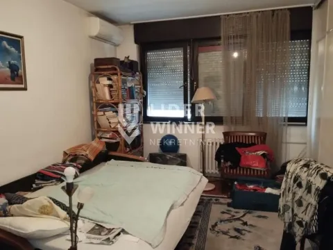 Prodaja, četvorosoban stan, 109m², Vračar Hram, Vračar Sve Podlokacije - image 3