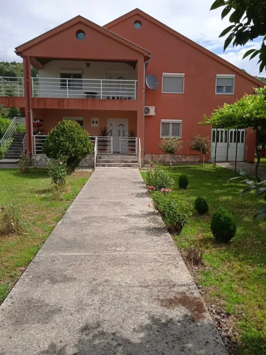 Sale, house, 212m², Martinići, Danilovgrad