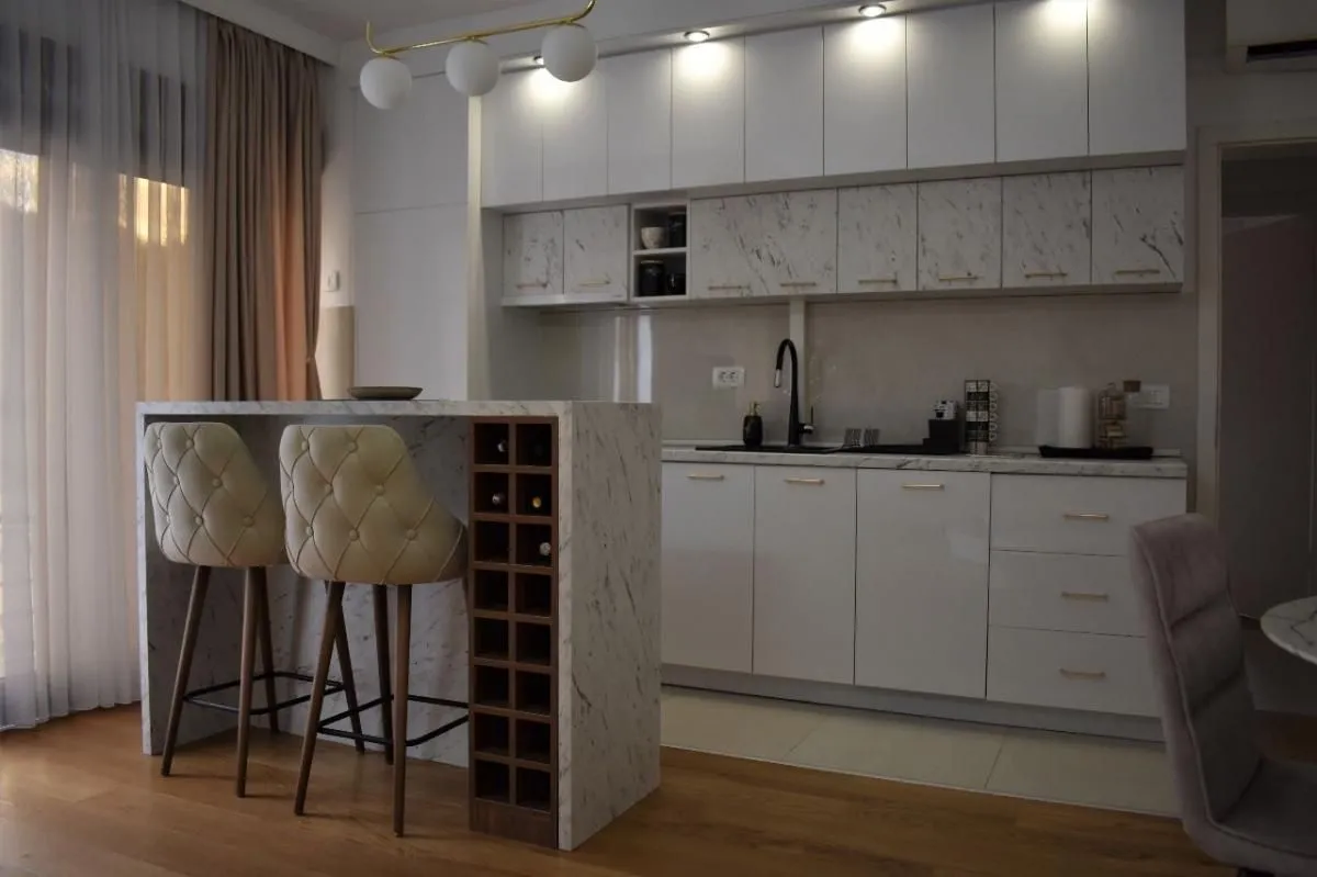 Rent, two bedroom apartment, 59m², Đuraševići, Tivat