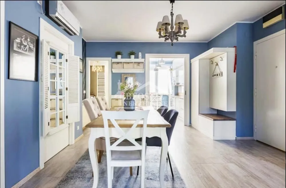 Sale, three bedroom apartment, 77m², Skadarlija, Beograd